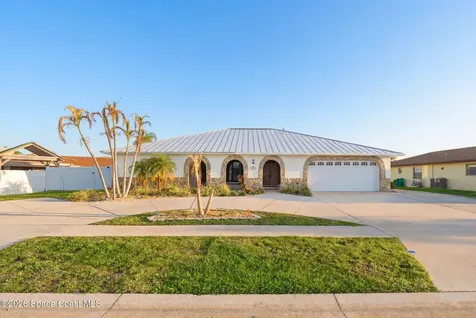 1525 Sykes Creek Drive Merritt Island FL 32953