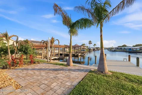1525 Sykes Creek Drive Merritt Island FL 32953