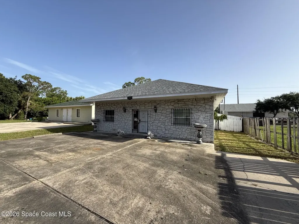 1853 Canova Street SE Palm Bay FL 32909