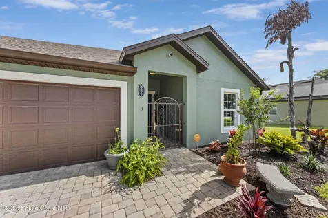 881 Mandarin Drive NE Palm Bay FL 32905