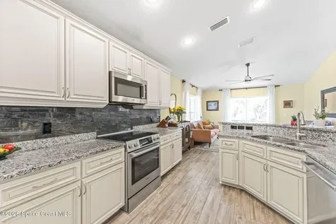 881 Mandarin Drive NE Palm Bay FL 32905