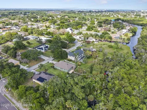 881 Mandarin Drive NE Palm Bay FL 32905