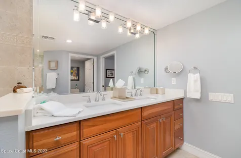 15 N Indian River Drive Cocoa FL 32922