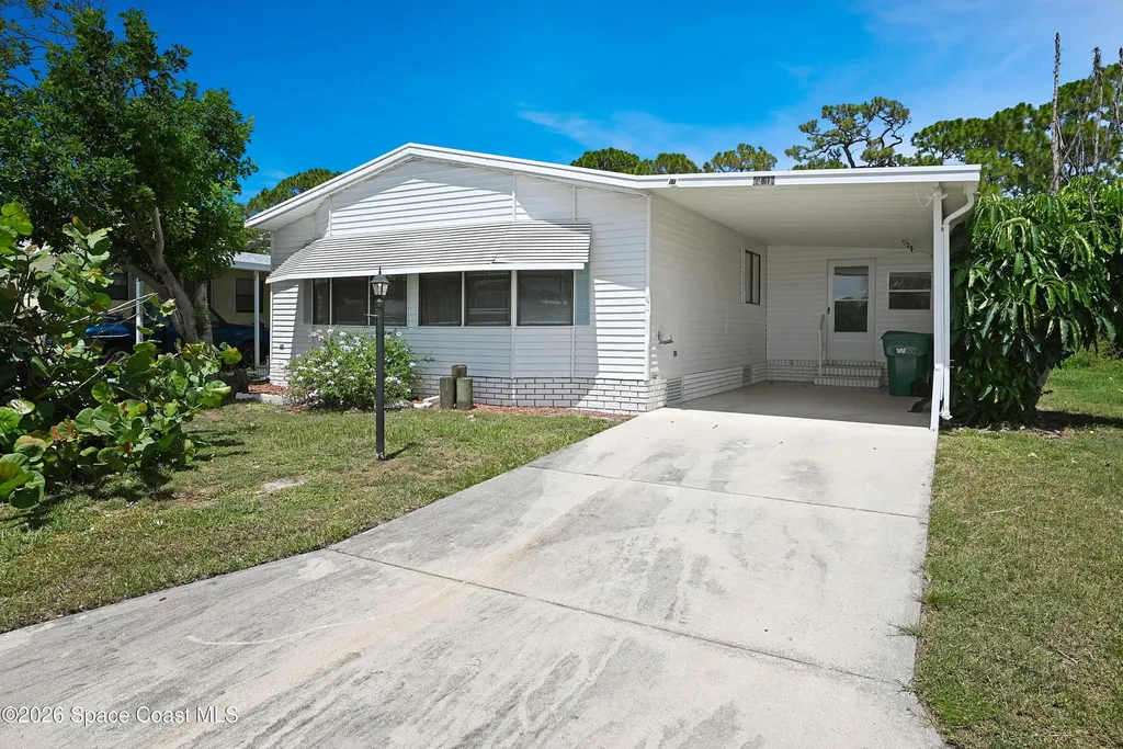 451 E Egret Circle Barefoot Bay FL 32976