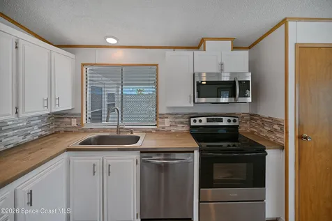 451 E Egret Circle Barefoot Bay FL 32976