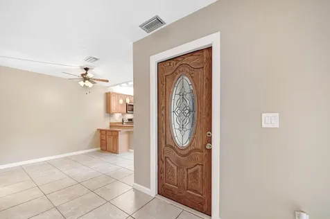 2111 Vista Oaks Circle NE Palm Bay FL 32905