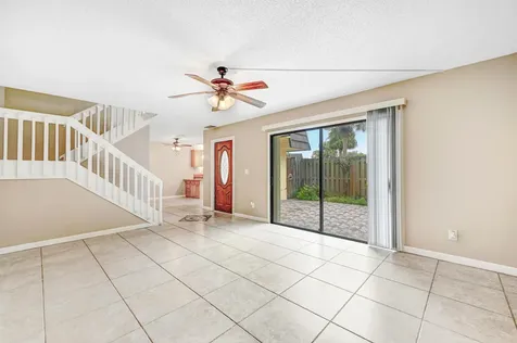 2111 Vista Oaks Circle NE Palm Bay FL 32905