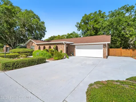 609 Manor Place West Melbourne FL 32904