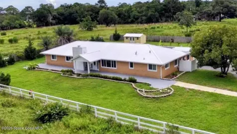 3695 Mirkwood Street Mims FL 32754