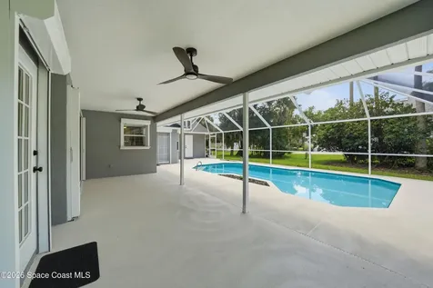 584 Laurel Oak Court NE Palm Bay FL 32907