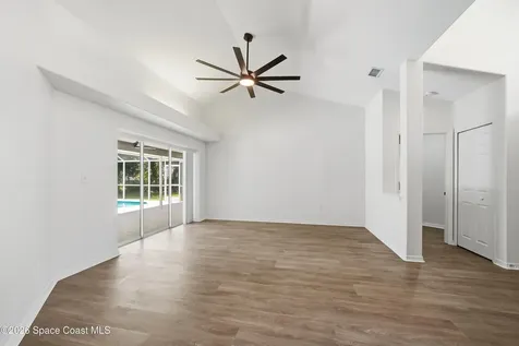584 Laurel Oak Court NE Palm Bay FL 32907