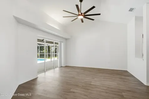 584 Laurel Oak Court NE Palm Bay FL 32907