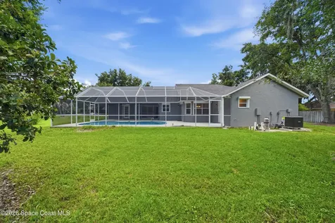 584 Laurel Oak Court NE Palm Bay FL 32907