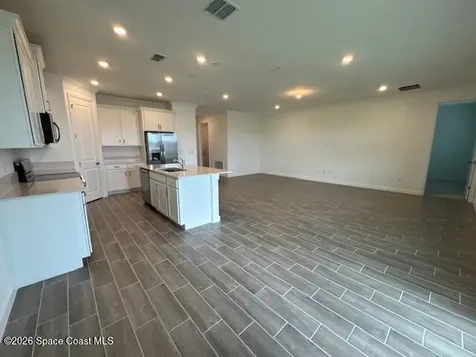 2285 Majorelle Drive NW Palm Bay FL 32907