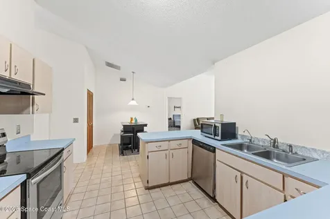2626 Trinity Avenue SE Palm Bay FL 32909