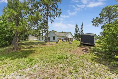 2626 Trinity Avenue SE Palm Bay FL 32909