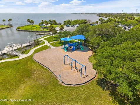 1475 Holiday Boulevard Merritt Island FL 32952