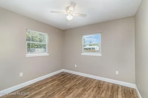 2567 Pepper Avenue Melbourne FL 32935