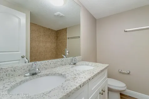 2567 Pepper Avenue Melbourne FL 32935