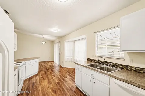 880 Vocelle Avenue Sebastian FL 32958