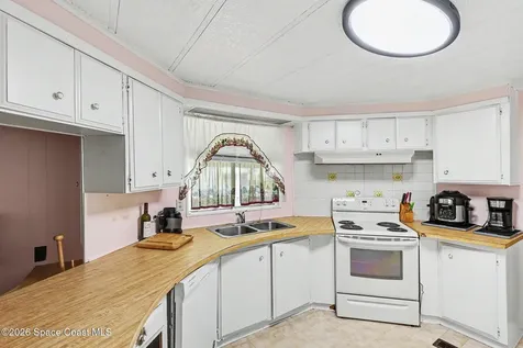 548 Marnie Circle Melbourne FL 32904