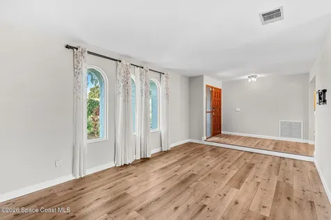 475 E Amherst Circle Satellite Beach FL 32937