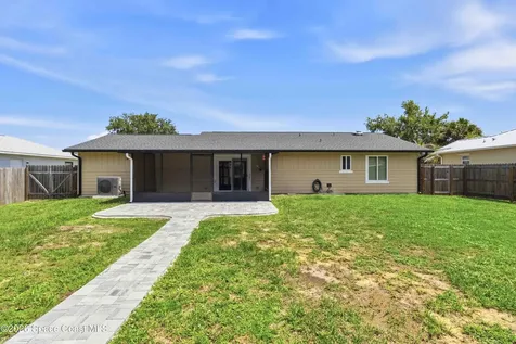1038 Falconer Street NW Palm Bay FL 32907