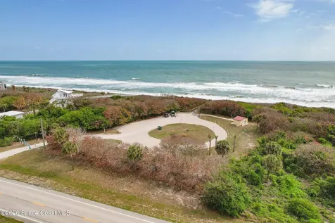 730 Periwinkle Circle Barefoot Bay FL 32976