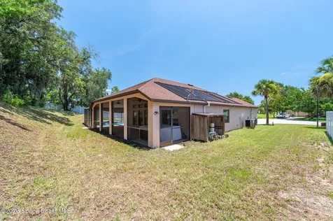 114 Reading Avenue Titusville FL 32796