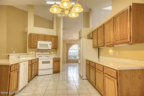 805 Crossbow Drive Melbourne FL 32904