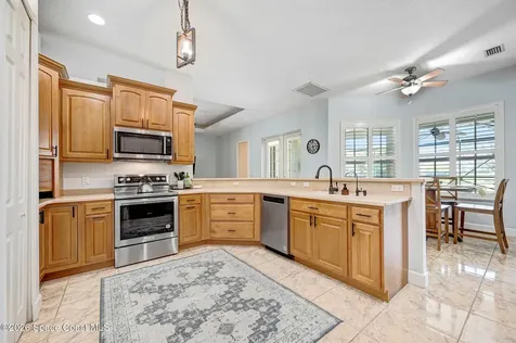 4268 Gardenwood Circle Grant FL 32949