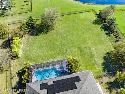 4268 Gardenwood Circle Grant FL 32949