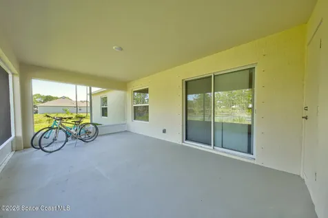 770 Harriet Avenue SW Palm Bay FL 32908