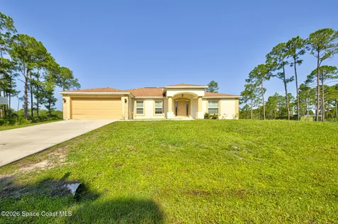 770 Harriet Avenue SW Palm Bay FL 32908