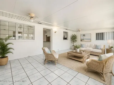 302 Emerald Place E Indian Harbour Beach FL 32937