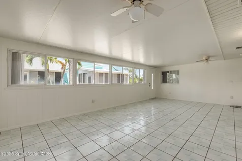 302 Emerald Place E Indian Harbour Beach FL 32937