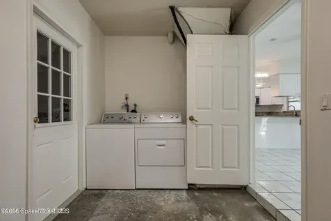 302 Emerald Place E Indian Harbour Beach FL 32937