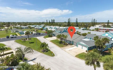 302 Emerald Place E Indian Harbour Beach FL 32937