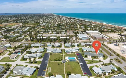 302 Emerald Place E Indian Harbour Beach FL 32937