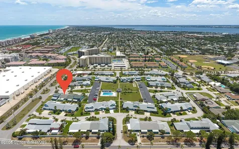302 Emerald Place E Indian Harbour Beach FL 32937