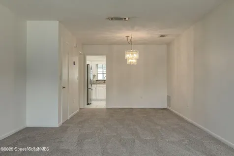 302 Emerald Place E Indian Harbour Beach FL 32937