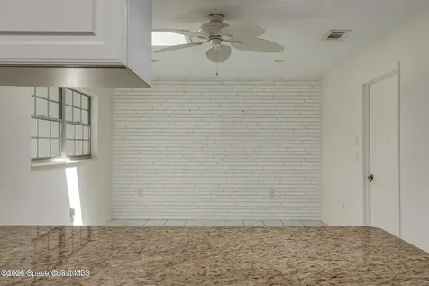 302 Emerald Place E Indian Harbour Beach FL 32937