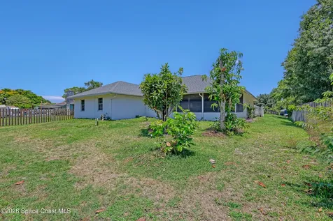 1354 Madoc Street NW Palm Bay FL 32907