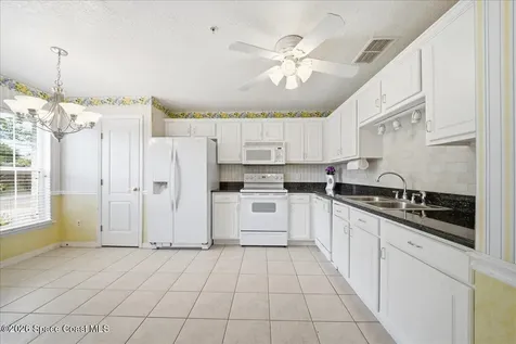 159 Feather Edge Loop Lake Mary FL 32746