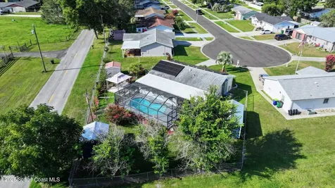 7232 Omega Court Zephyrhills FL 33541