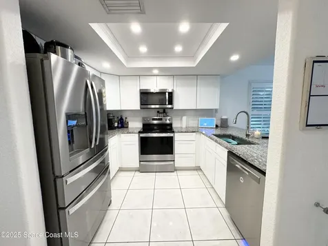255 Woodland Avenue Cocoa Beach FL 32931