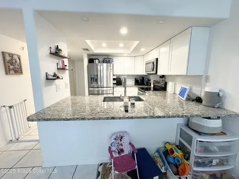 255 Woodland Avenue Cocoa Beach FL 32931