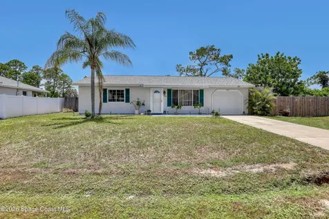 858 Carnival Road SE Palm Bay FL 32909