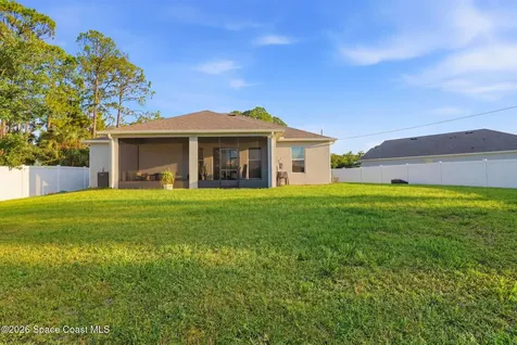 712 Duncan Road SE Palm Bay FL 32909