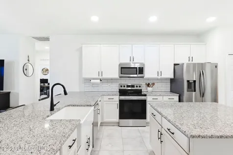 712 Duncan Road SE Palm Bay FL 32909